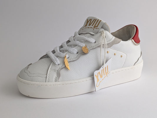 Sneakers bianche e rosse con ciondolo in vero oro XVIII carati.